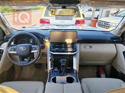 تۆیۆتا لاند کروزەر